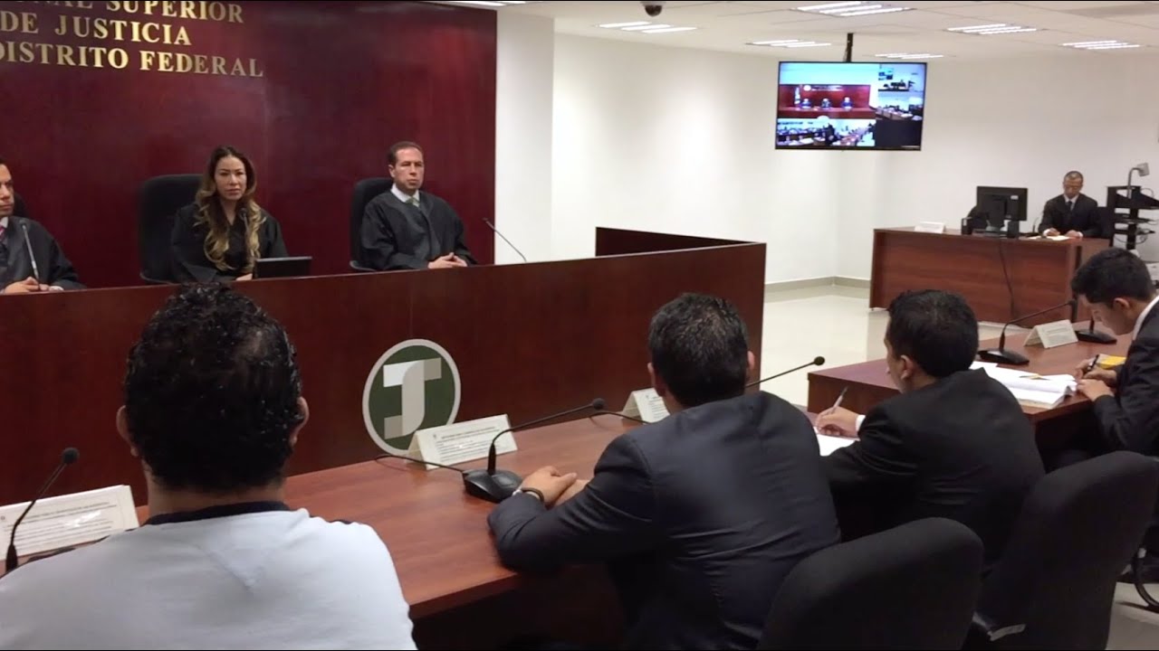 Lawyers in Mexican Court